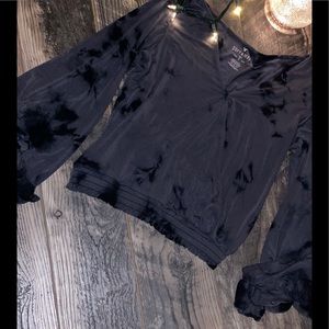 American eagle long sleeve shirt